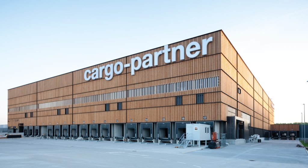 Logistik Lager Cargo-Partner