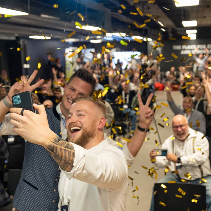 Gruppenfoto von einem der E-Commerce Events von exvomo